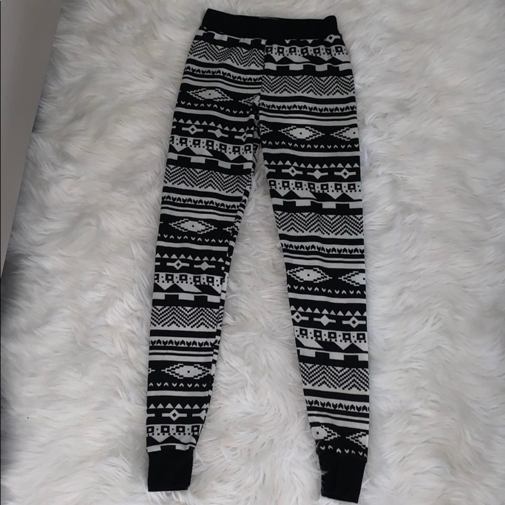 Black and white leggings